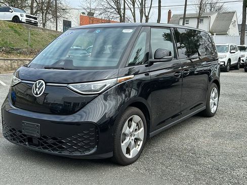 New 2025 Volkswagen ID. Buzz Pro S image 3