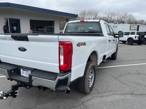 Used 2024 Ford F250 XL w/ XL Chrome Package image 10