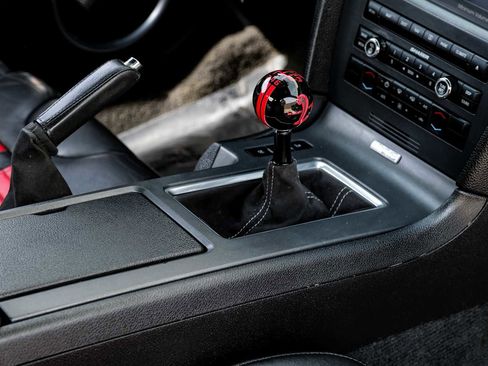 Used 2012 Ford Mustang Shelby GT500 w/ SVT Performance Pkg image 21