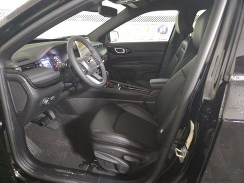 New 2026 Jeep Compass Latitude AWD/4WD image 21