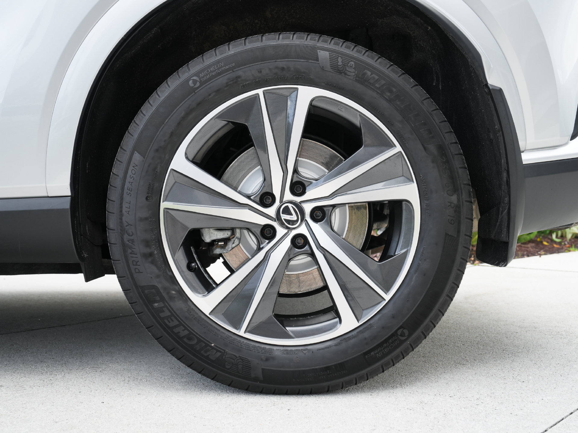 Used 2023 Lexus RX 350 Premium w/ Accessory Package AWD/4WD image 31