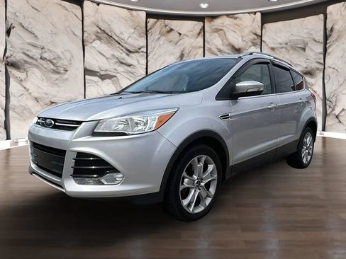 Used 2016 Ford Escape Titanium AWD/4WD image 32