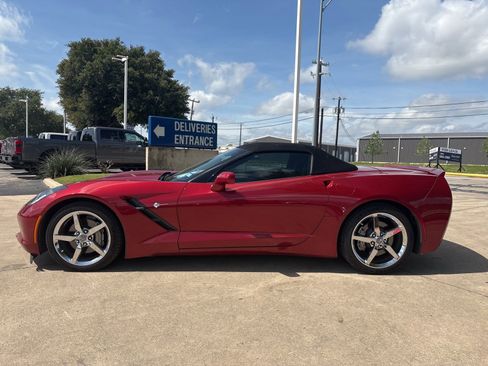Used 2014 Chevrolet Corvette Stingray Convertible w/ 2LT Preferred Equipment Group RWD image 7