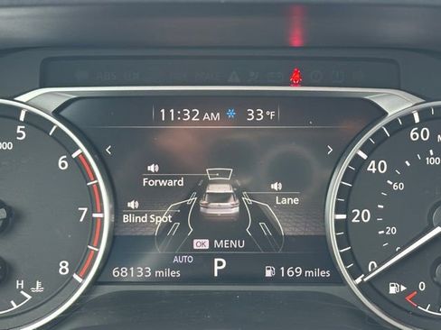 Certified 2021 Nissan Rogue S image 40