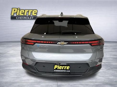 New 2026 Chevrolet Equinox EV LT image 3