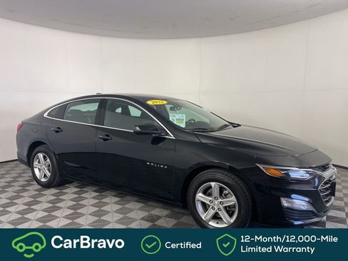 Certified 2022 Chevrolet Malibu LS w/ Driver Confidence Package II image 2