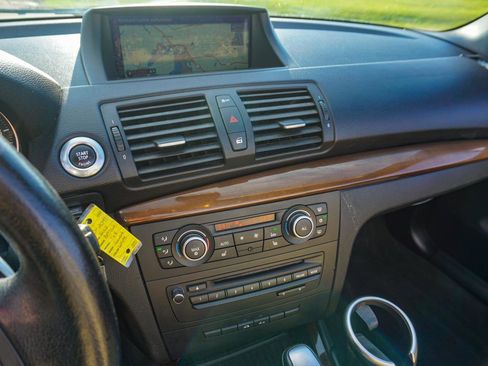 Used 2012 BMW 128i Convertible image 42