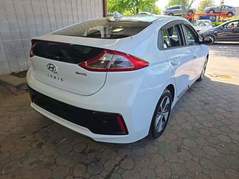 Used 2019 Hyundai Ioniq Electric FWD image 3