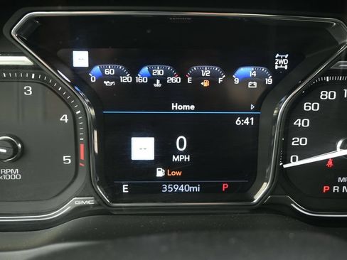 Used 2023 GMC Sierra 3500 Denali w/ Denali Ultimate Package AWD/4WD image 27