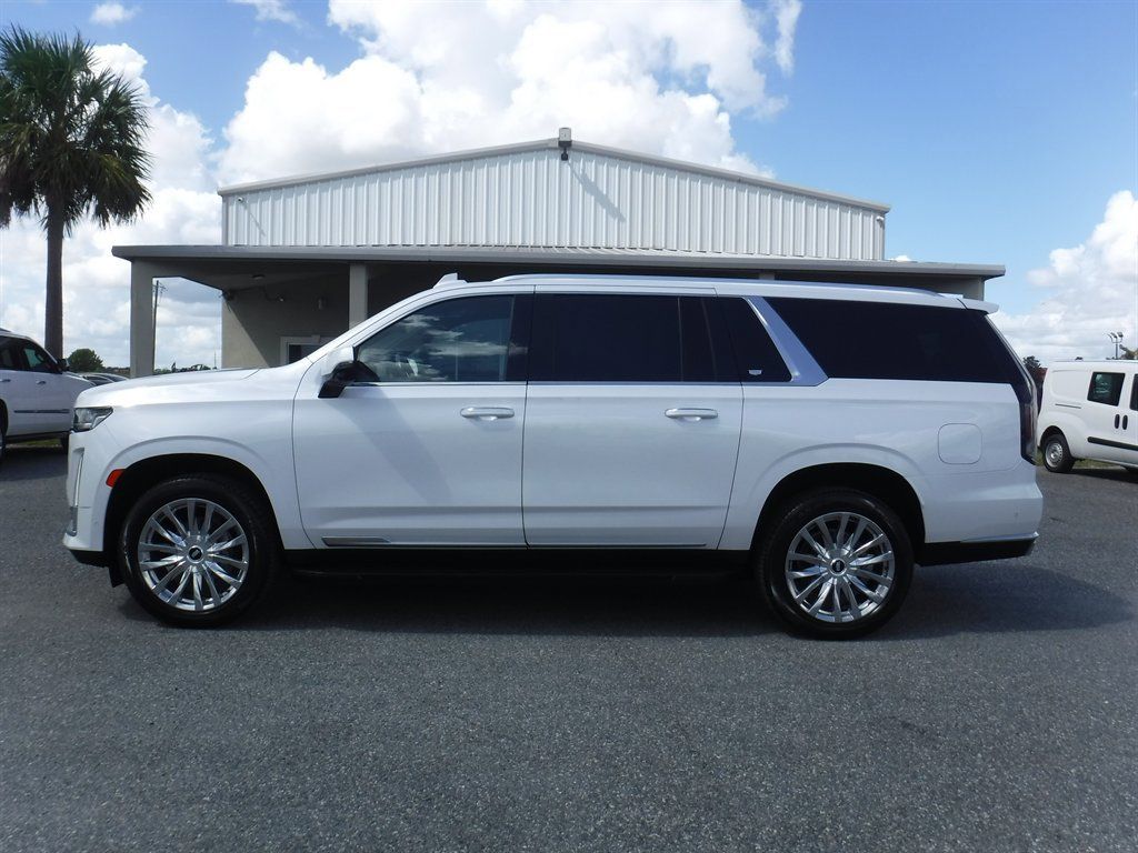 Used 2023 Cadillac Escalade ESV Premium Luxury RWD image 1