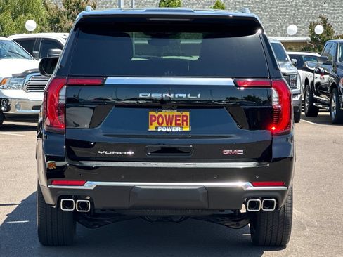 Used 2026 GMC Yukon Denali w/ Denali Reserve Package AWD/4WD image 5