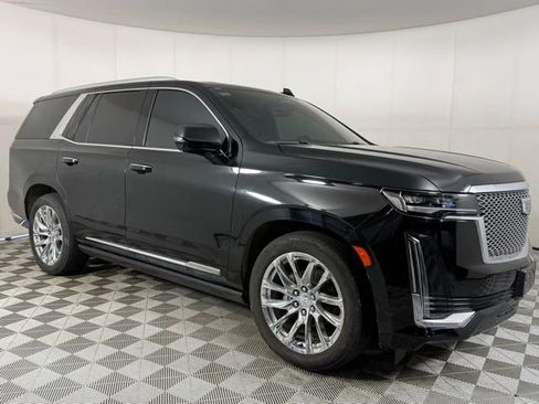 Certified 2023 Cadillac Escalade Premium Luxury w/ LPO, Radiant Package AWD/4WD image 11