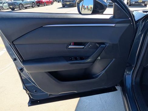 Used 2025 MAZDA CX-50 AWD 2.5 S w/ Preferred Package image 17