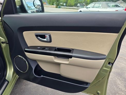 Used 2013 Kia Soul ! w/ Premium Pkg image 30