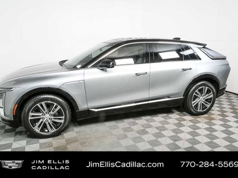 New 2026 Cadillac Lyriq Premium Luxury image 31