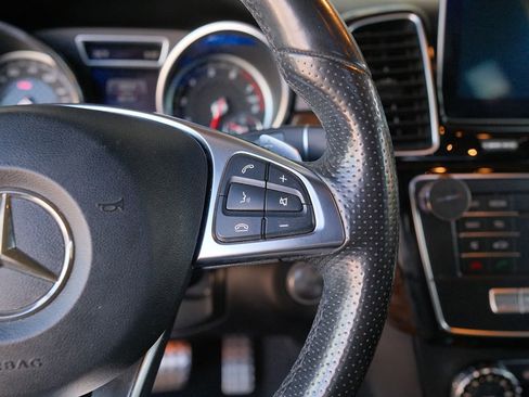 Used 2016 Mercedes-Benz GLE 350 w/ Premium Package image 18