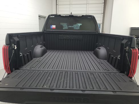 Used 2024 Toyota Tundra SR5 w/ SR5 Convenience Package AWD/4WD image 9