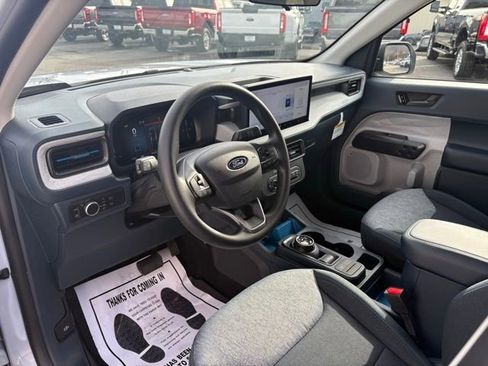 New 2026 Ford Maverick XLT image 3