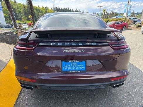 Used 2018 Porsche Panamera 4 w/ Premium Package Plus AWD/4WD image 7