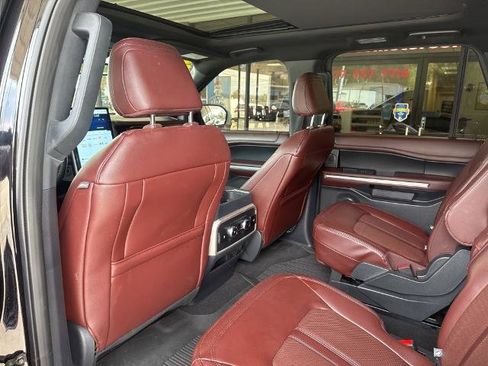 Certified 2023 Ford Expedition Limited image 19