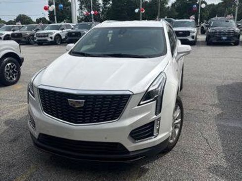 Used 2021 Cadillac XT5 Luxury w/ LPO, Floor Liner Package FWD image 1