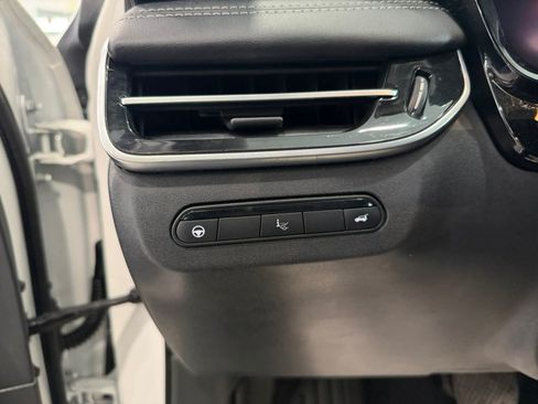 Used 2023 INFINITI QX60 Sensory w/ Vision Package AWD/4WD image 12