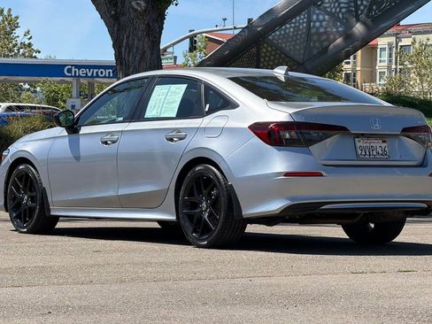 Used 2025 Honda Civic Sport Touring image 6