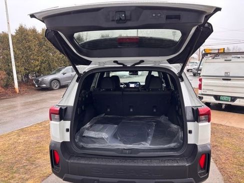 New 2026 Subaru Outback Limited image 15