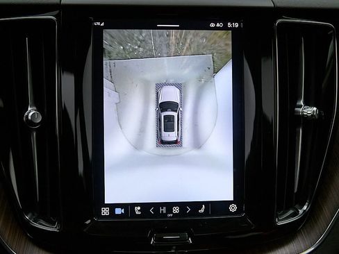 Certified 2023 Volvo XC60 T8 Plus w/ Climate Package image 28