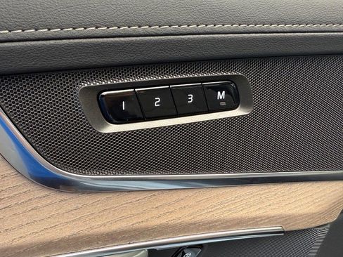 New 2026 Volvo XC90 B5 Plus image 11