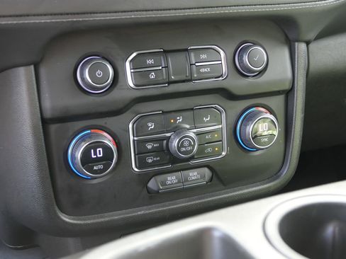 Used 2023 Chevrolet Tahoe LS image 19