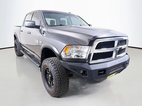 Used 2017 RAM 2500 Tradesman w/ Chrome Appearance Group AWD/4WD image 4