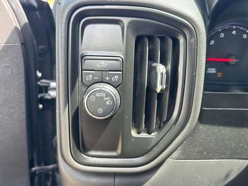 Used 2019 Chevrolet Silverado 1500 Custom w/ Custom Value Package RWD image 22