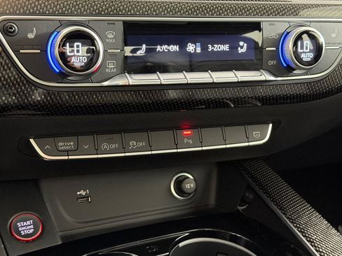 Used 2022 Audi S4 Premium Plus w/ Premium Plus Package image 18