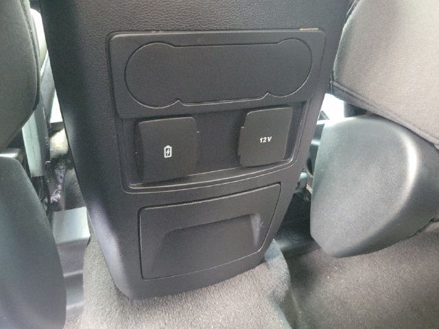 Certified 2023 Ford Explorer XLT RWD image 16
