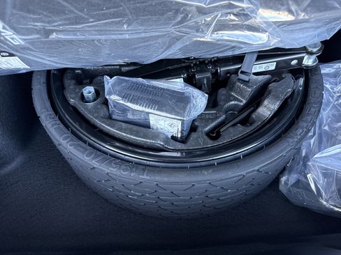 Certified 2026 Mercedes-Benz GLS 450 GLS 450 image 16