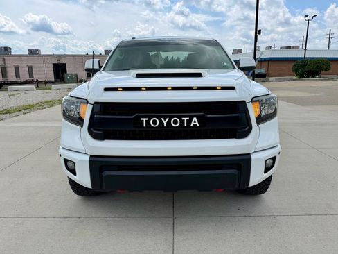 Used 2016 Toyota Tundra SR5 w/ TRD Off Road Package AWD/4WD image 4