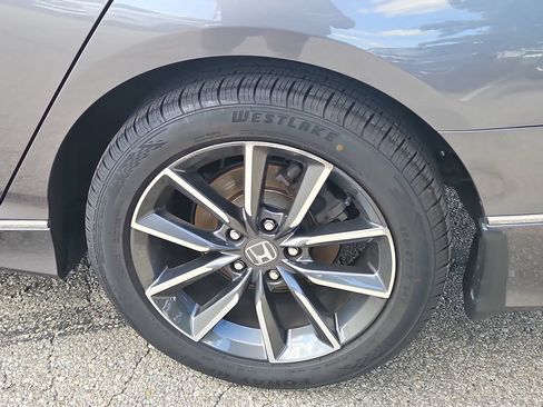 Used 2021 Honda Accord EX-L image 10