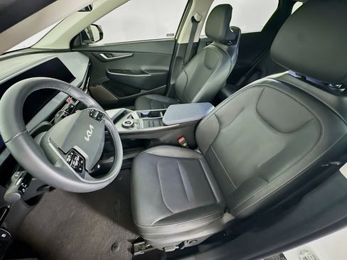 Used 2023 Kia EV6 Wind RWD image 13