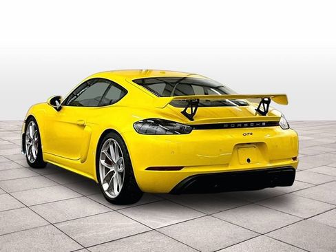Used 2022 Porsche 718 Cayman GT4 RWD image 10