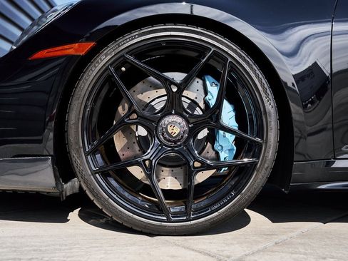 Used 2022 Porsche 911 Carrera 4 GTS w/ Premium Package image 3