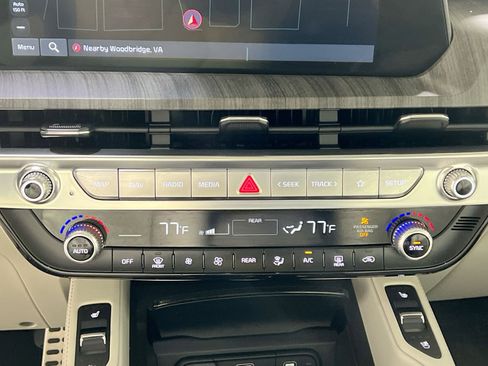 Used 2023 Kia Telluride SX image 20