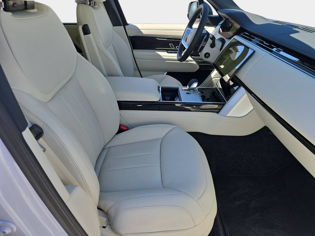 New 2026 Land Rover Range Rover SE AWD/4WD image 10