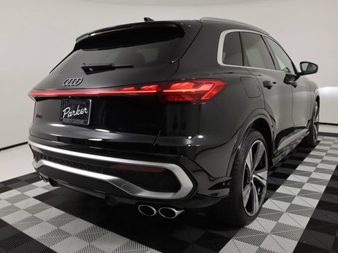 Used 2025 Audi SQ5 Prestige w/ Prestige Package AWD/4WD image 5