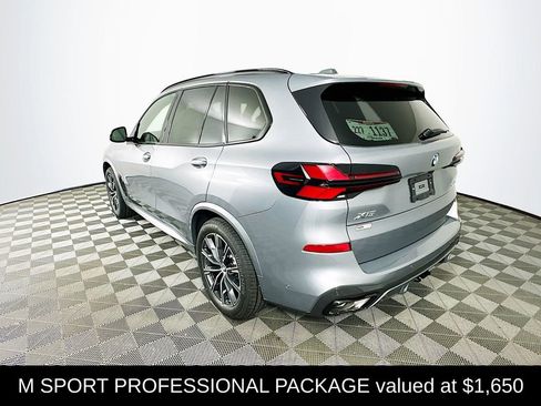 New 2026 BMW X5 xDrive40i w/ M Sport Package image 6
