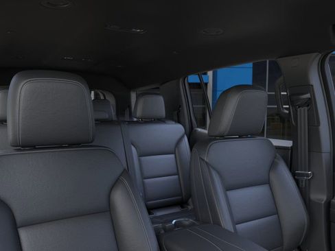 New 2025 Chevrolet Traverse LT w/ Midnight/Sport Edition image 24