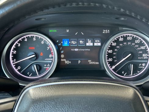 Used 2023 Toyota Camry XLE w/ Navigation Package FWD image 22
