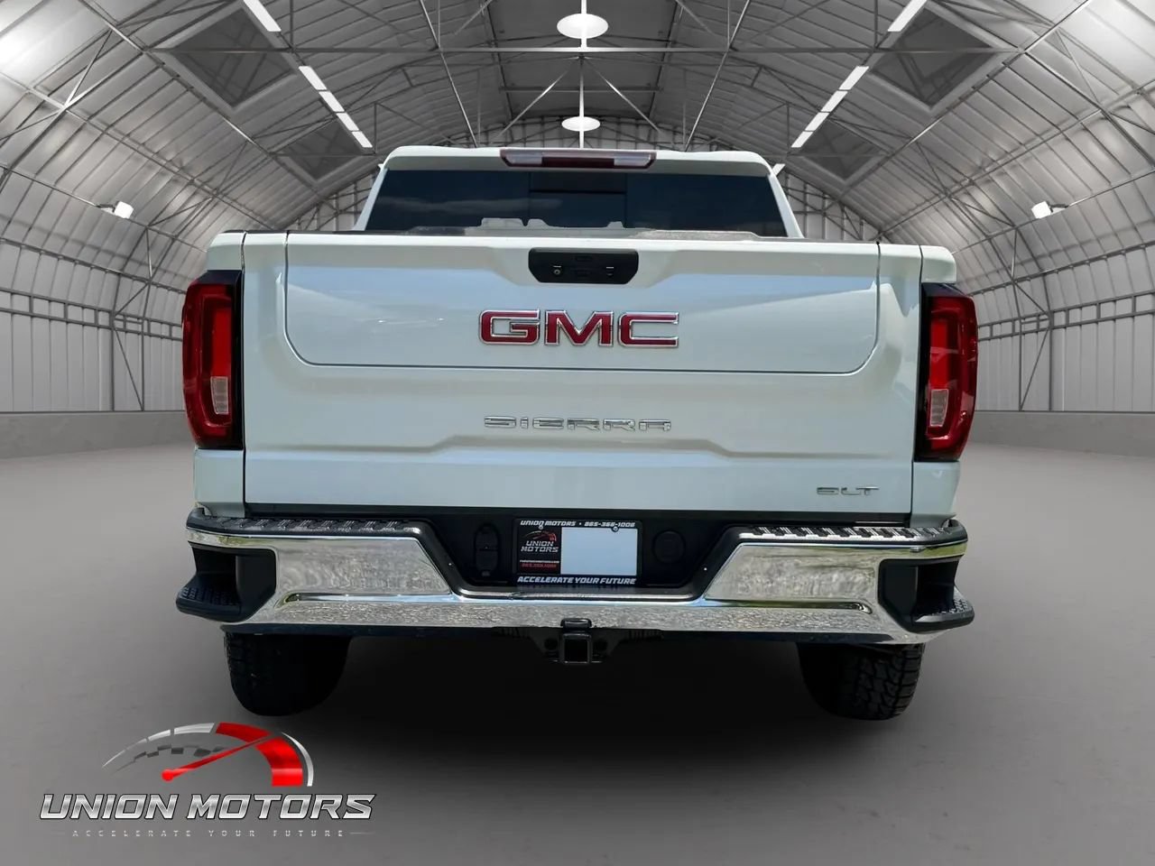 Used 2019 GMC Sierra 1500 SLT w/ SLT Premium Package AWD/4WD image 5