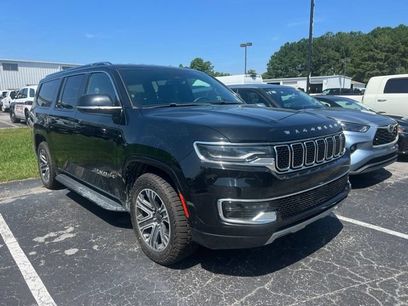 Used 2024 Jeep Wagoneer L Series II w/ Flexible Seating Group