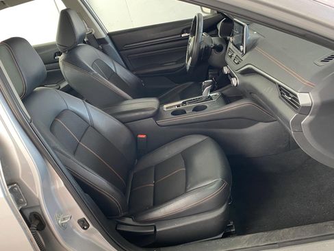 Used 2019 Nissan Altima 2.5 SR image 9
